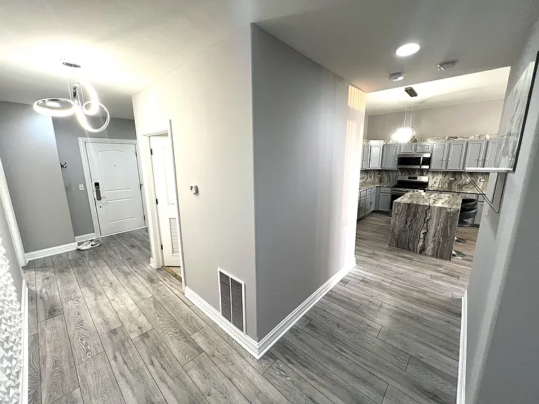 3630 N Harlem Ave #411 — Photo 10