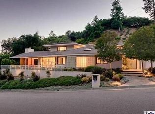 2105 Glen Springs Rd, Pasadena, CA 91107