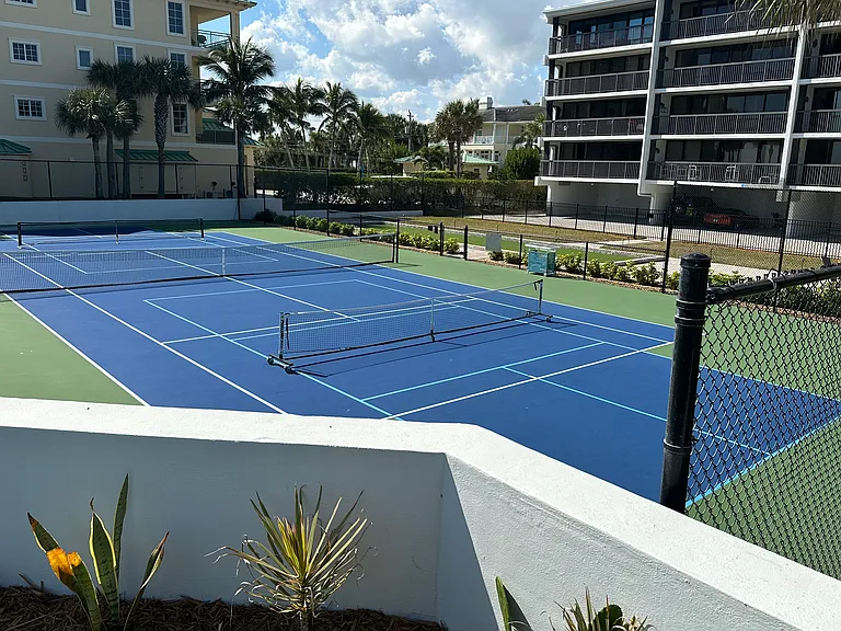 4141 Ocean Dr #403 — Photo 28