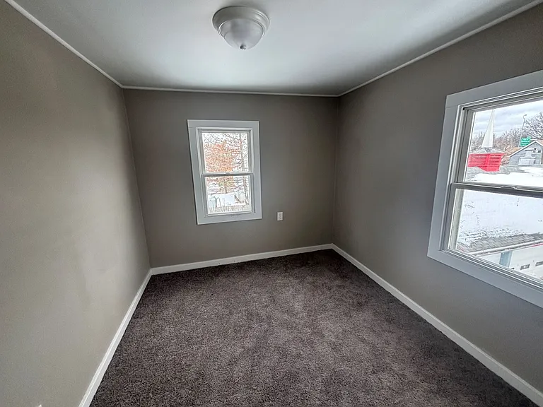 750 Brown St — Photo 12