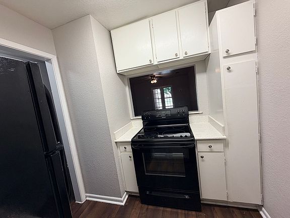 3rd image of 5719 B St APT F