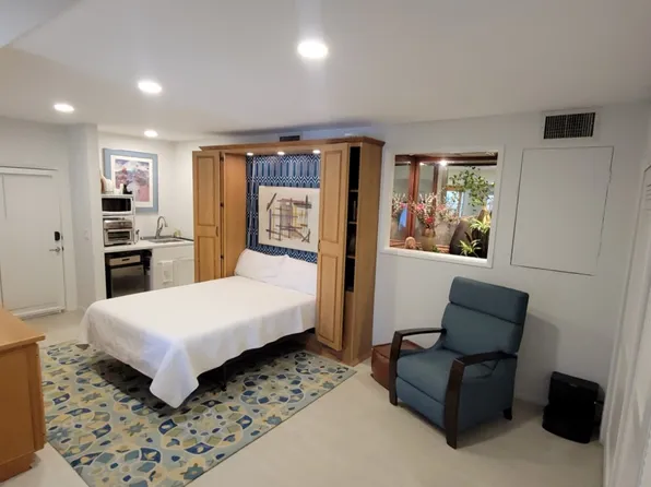 (undisclosed Address), San Diego, CA 92111