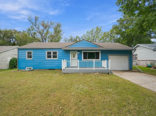 429 N 9th St, Towanda, KS 67144