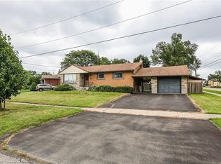 5750 Hodgson Ave, Niagara Falls, ON L2H 1N5