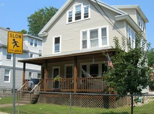 135 Monrovia St, Springfield, MA 01104