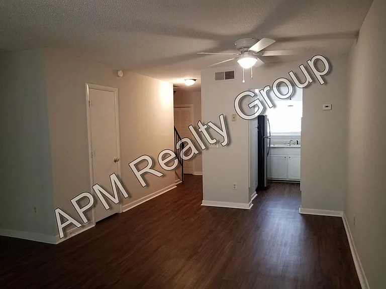 101 Cherry Hall Dr #17 — Photo 6