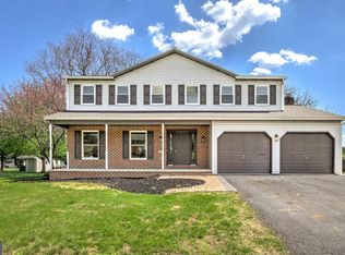 404 Clemens Dr, Dillsburg, PA 17019