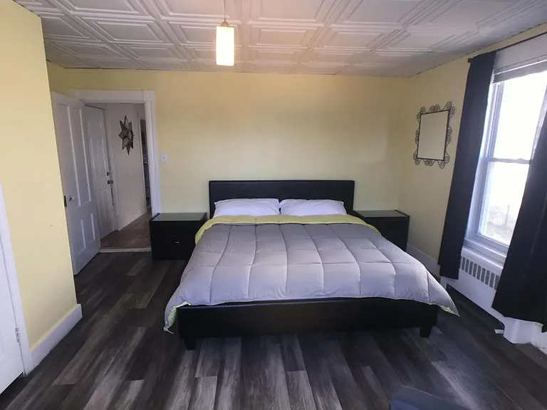 282 Summer St — Photo 9
