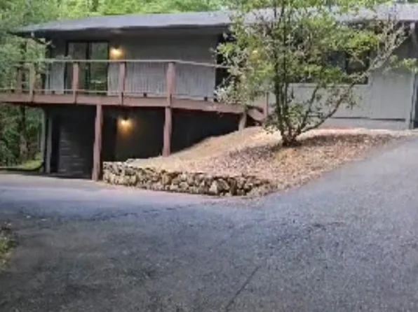 46 Yuda Ct, Brevard, NC 28712
