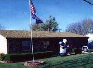 7902 Inverness Dr, Indianapolis, IN 46237