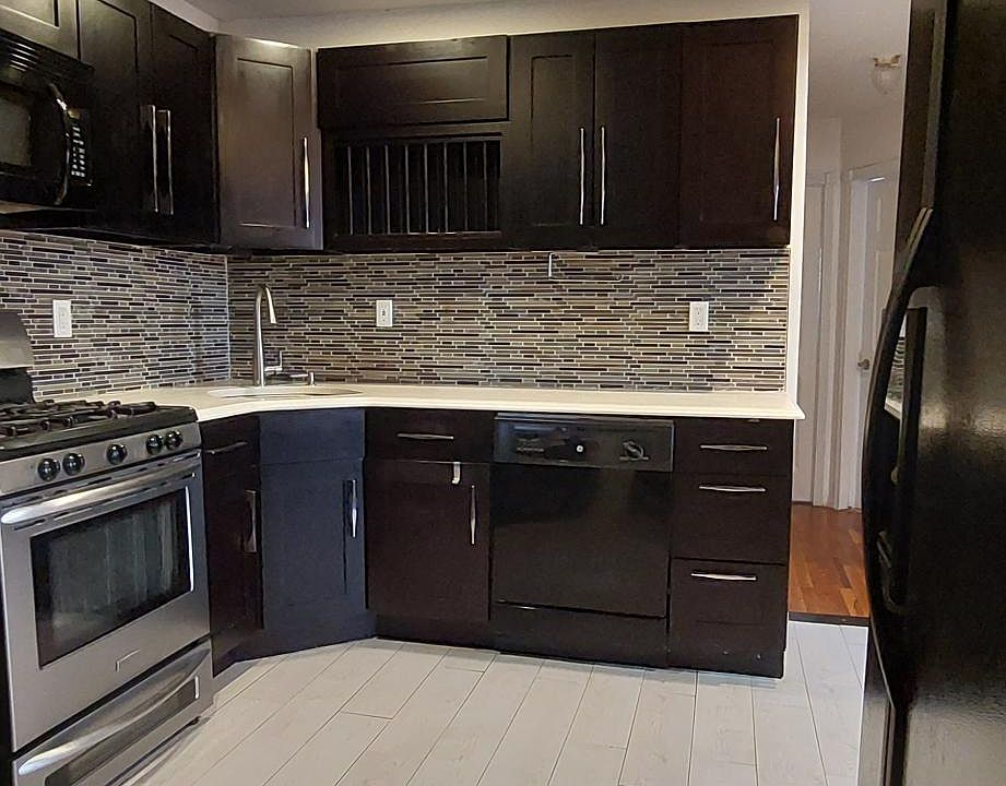 1st image of 261 Kearney Ave Floor 2