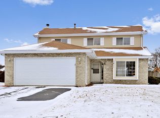 1411 Bangor Ln, Aurora, IL 60504