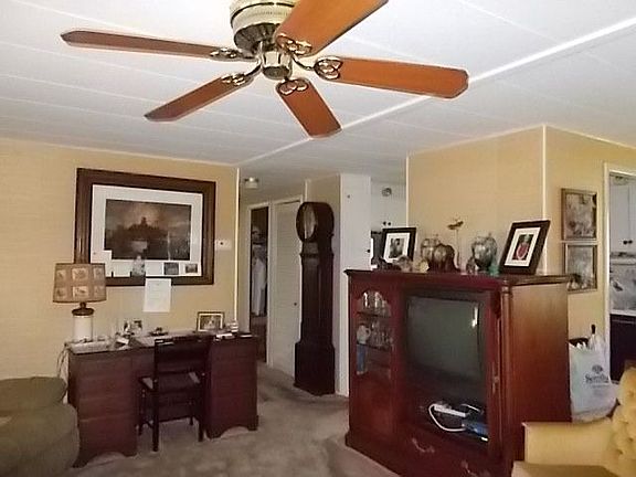 4th image of 363 Mount Richmond Ave NE