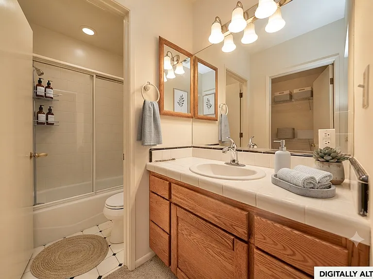 4820 Hampton Rd — Photo 41