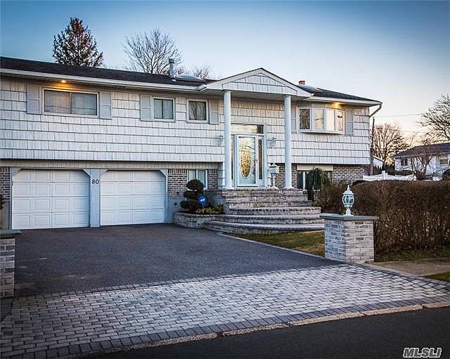 1st image of 80 Ellensue Dr