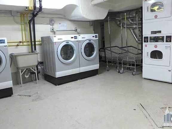5th image of 400 W 45th St APT 2E