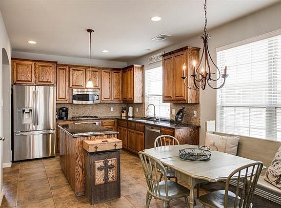 5th image of 8708 Dayton Dr