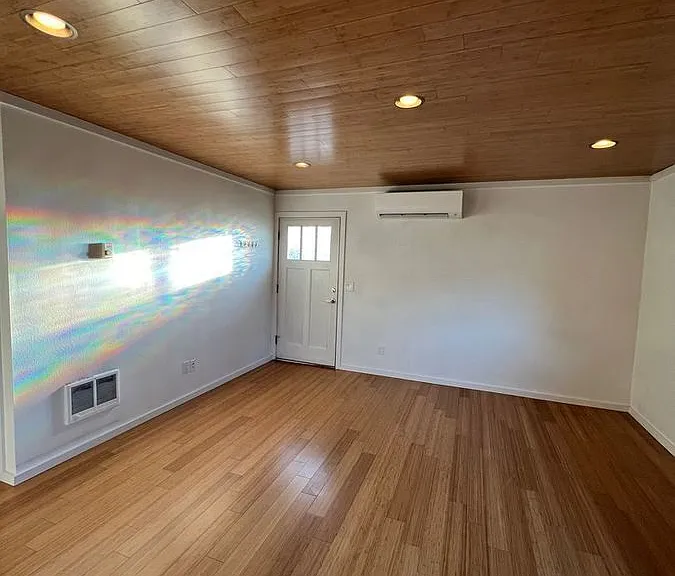 5715 NE Sacramento St #10 — Photo 3