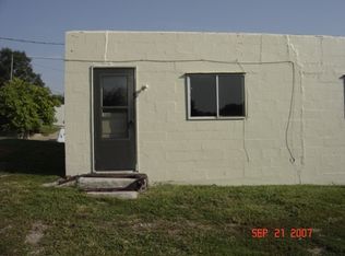 1906 S 4th St, Leavenworth, KS 66048