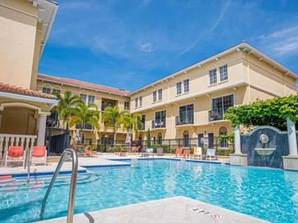 5202 Hampton Beach Pl, Tampa, FL 33609