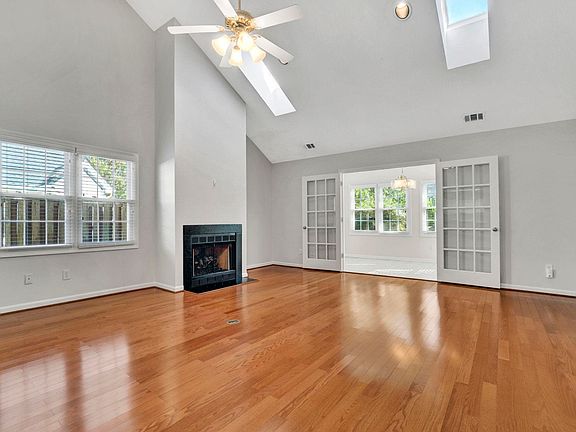 5th image of 147 Forest Lake Dr
