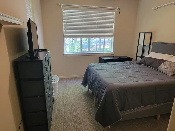 7365 NE Cherry Dr, Hillsboro, OR 97124