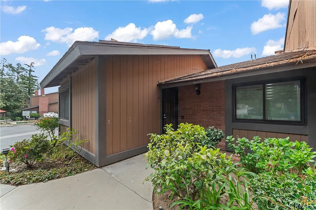 14456 Foothill Blvd Unit 47 photo 1