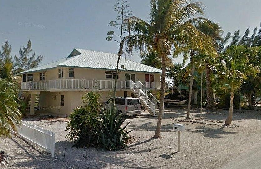1st image of 17276 Jamaica Ln