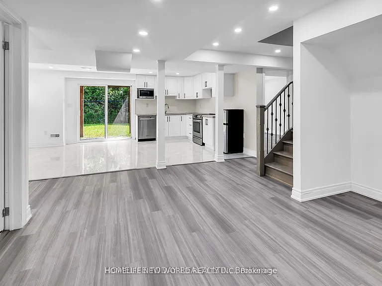265 Bruce Cameron Dr — Photo 3