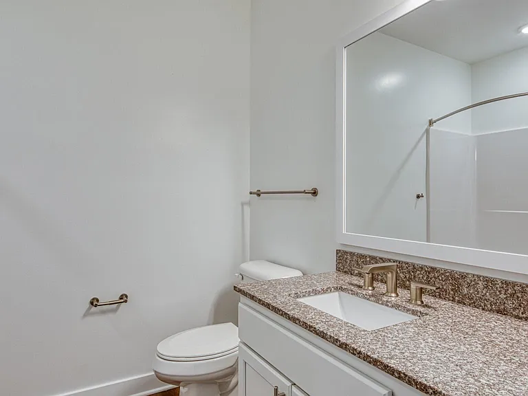 The Apartments at Hallstead Reserve. Modern. Welcoming. Authentically Suffolk. — Photo 131