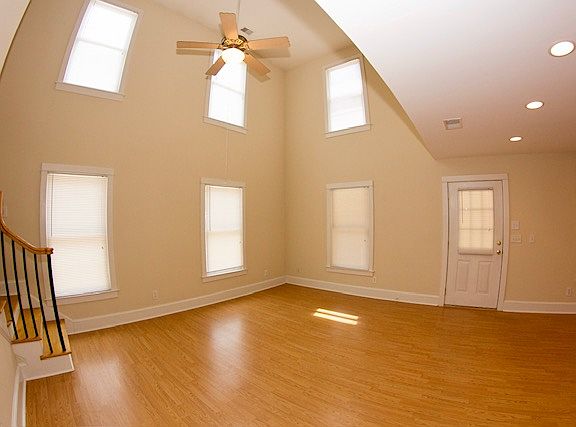 Soaring Ceilings with Amazing Natural Light