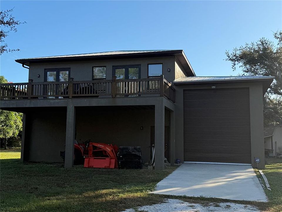 2nd image of 2520 57th St E