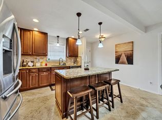 300 Oakland Cir NW, Fort Walton Beach, FL 32548