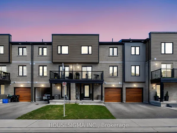 52 Hay Ln, Barrie, ON L9J 0T6