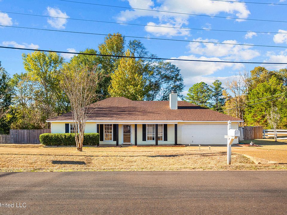 1st image of 301 Siwell Meadows Dr