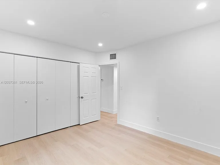 5625 SW 80th St #113B — Photo 11