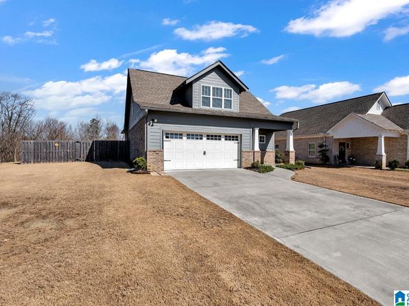 1489 Woodridge Pl, Gardendale, AL 35071