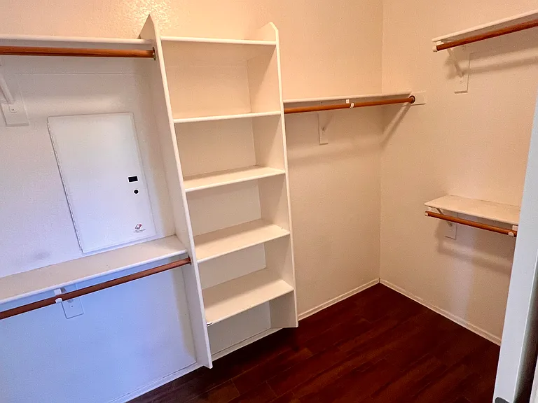 8469 W Quail Track Dr — Photo 10