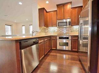 3240 N Ventura Rd, Oxnard, CA 93036