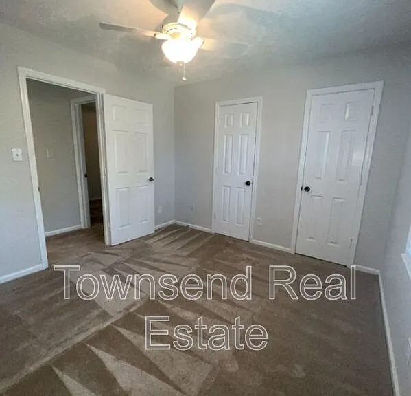303 Wagoner Dr — Photo 23