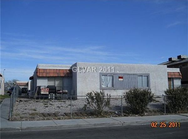 2nd image of 5216 Redberry St APT 1