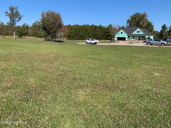 Lot 27&28 Schley Avenue, Lake Waccamaw, NC 28450