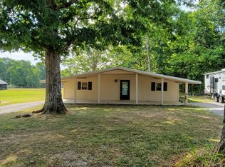 1396 Simmons Rd, Pikeville, TN 37367