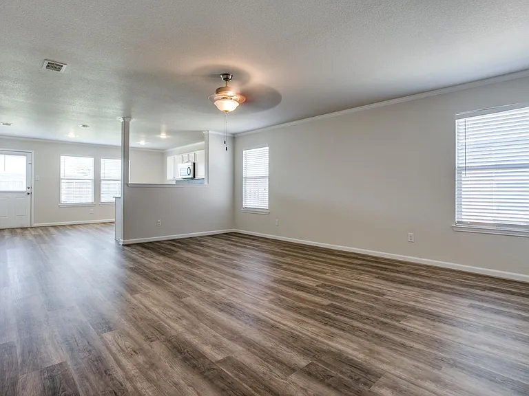 5617 Talons Crest Cir — Photo 7