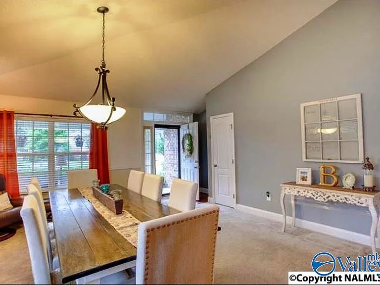 106 Blanchard Pl — Photo 3