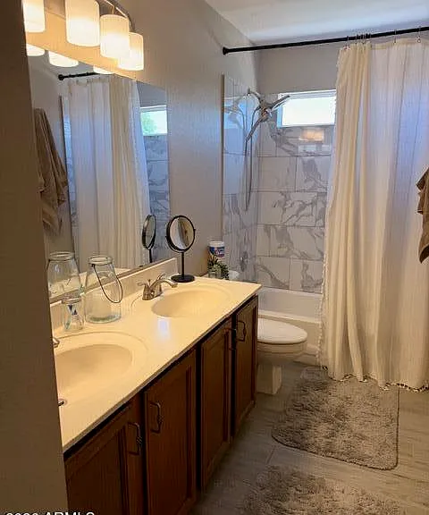 1237 E Glenhaven Dr — Photo 15