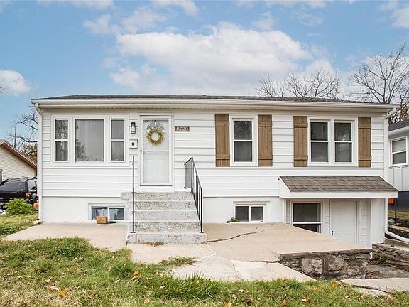 2nd image of 8020 Euclid Ave