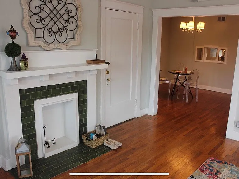 2733 Gillham Rd #2 — Photo 6