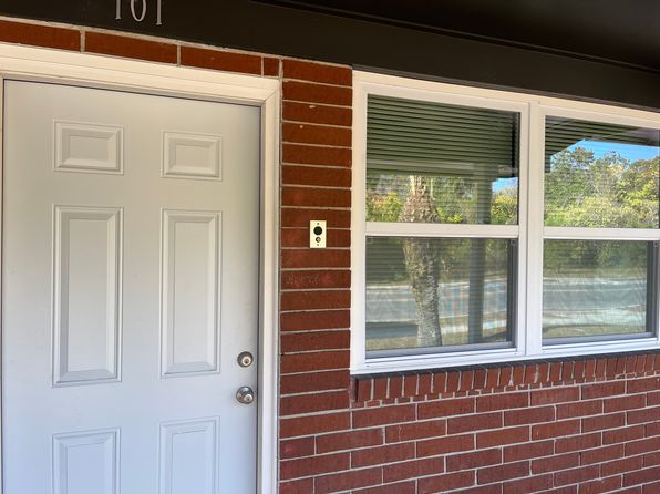 328 SW McFarlane Ave APT 101