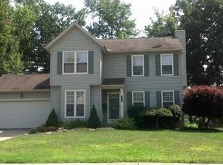 7045 Oak Tree Dr, Lorain, OH 44053